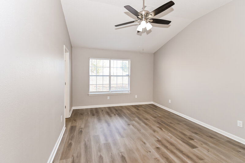 1,795/Mo, 190 Pine Ridge Ln Oakland, TN 38060 Main Bedroom View