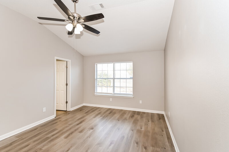 1,795/Mo, 190 Pine Ridge Ln Oakland, TN 38060 Main Bedroom View 2