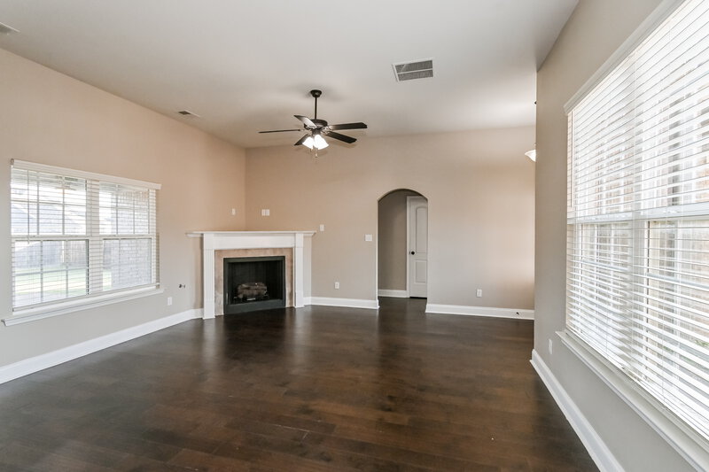 2,590/Mo, 3677 Dorrie Cir Southaven, MS 38672 Living Room View