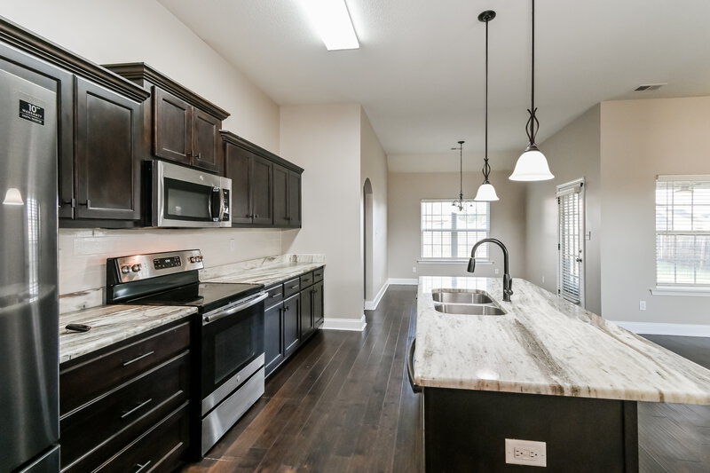 2,590/Mo, 3677 Dorrie Cir Southaven, MS 38672 Kitchen View 2