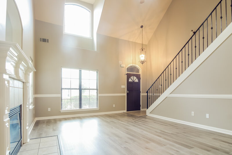 2,215/Mo, 245 Birch Springs Cv Oakland, TN 38060 Living Room View