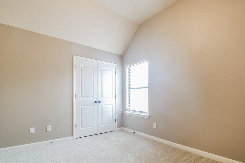 2,215/Mo, 245 Birch Springs Cv Oakland, TN 38060 Bedroom View 2