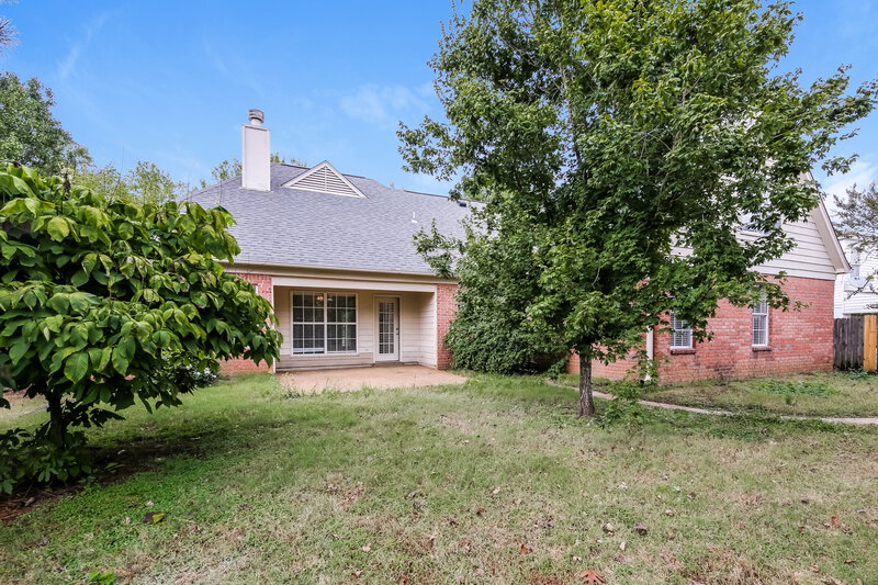 2,085/Mo, 11785 McAuley St Arlington, TN 38002 Rear View