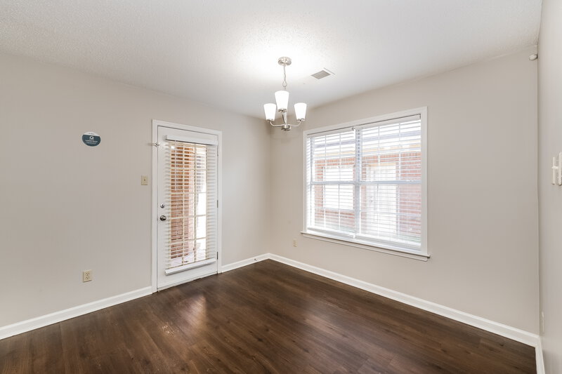 1,680/Mo, 9746 Dogwood Mnr N Olive Branch, MS 38654 Dining Room View