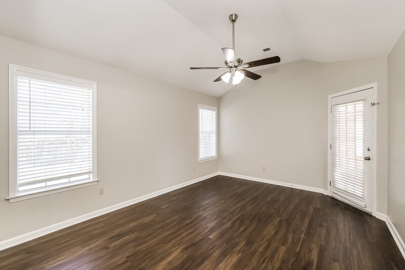 1,680/Mo, 9746 Dogwood Mnr N Olive Branch, MS 38654 Main Bedroom View