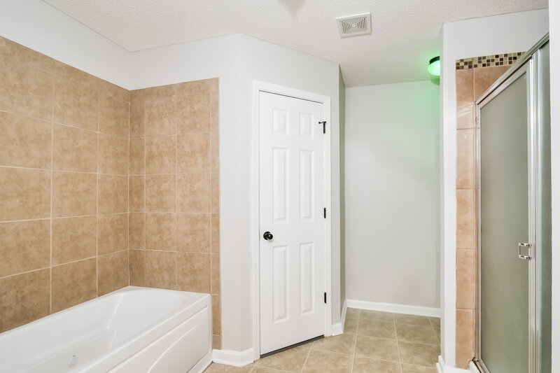 2,195/Mo, 4234 Markston Dr Southaven, MS 38672 Bathroom View