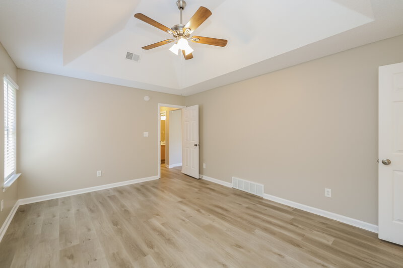 1,965/Mo, 1424 Radley Cv Cordova, TN 38016 Main Bedroom View 2