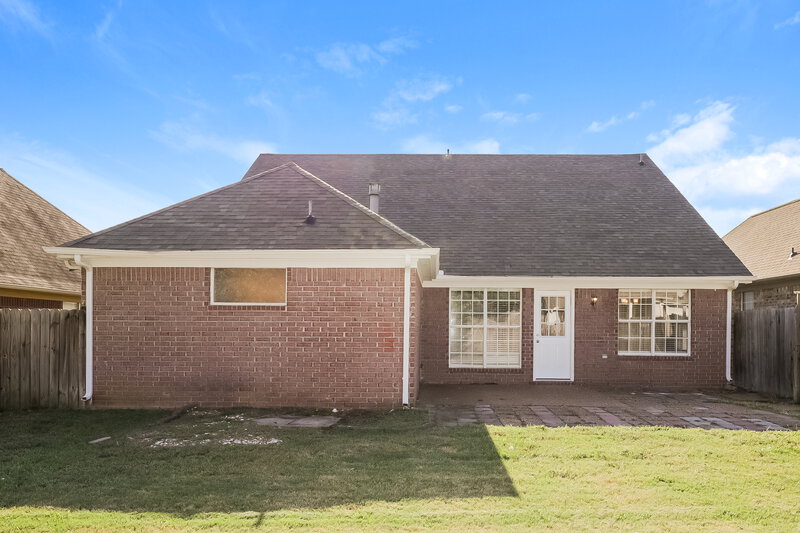 1,965/Mo, 1424 Radley Cv Cordova, TN 38016 Rear View