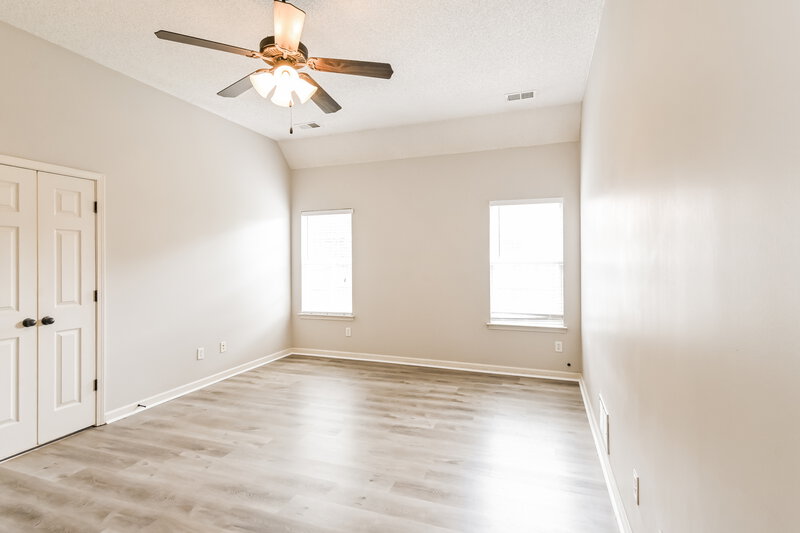 3,080/Mo, 10584 Parker Cv Olive Branch, MS 38654 Main Bedroom View