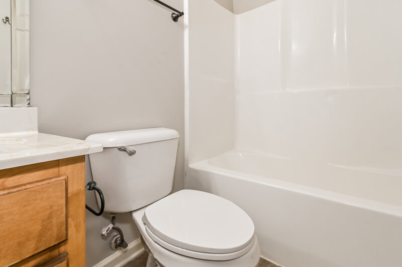 3,080/Mo, 10584 Parker Cv Olive Branch, MS 38654 Bathroom View