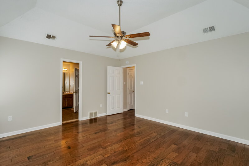 1,740/Mo, 6869 Quailfield Ln Bartlett, TN 38135 Main Bedroom View 2