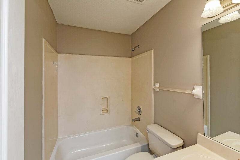 2,940/Mo, 4187 Destin Dr Olive Branch, MS 38654 Bathroom View