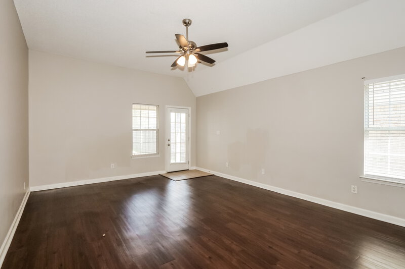 1,840/Mo, 9908 Tremont Dr Olive Branch, MS 38654 Living Room View