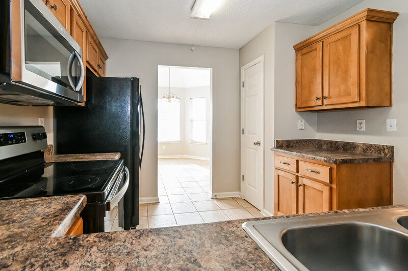 1,880/Mo, 9908 Tremont Dr Olive Branch, MS 38654 Kitchen View