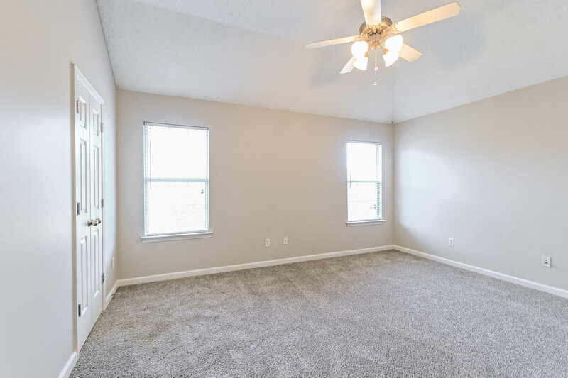 1,880/Mo, 9908 Tremont Dr Olive Branch, MS 38654 Main Bedroom View