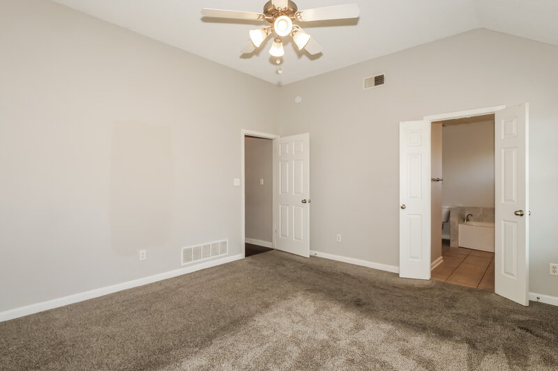 1,840/Mo, 9908 Tremont Dr Olive Branch, MS 38654 Main Bedroom View 2