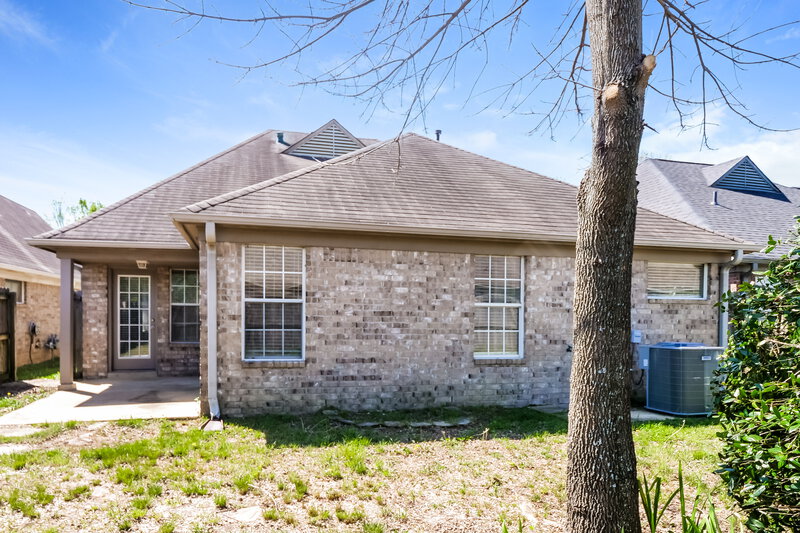 1,840/Mo, 9908 Tremont Dr Olive Branch, MS 38654 Rear View