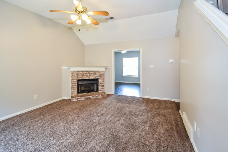 1,900/Mo, 9760 Riggin Dr Arlington, TN 38002 Living Room View