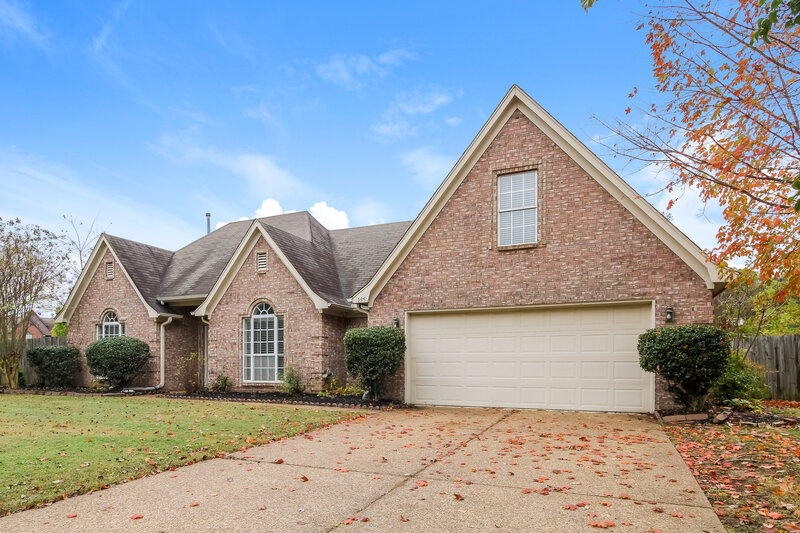 2,105/Mo, 195 Lakewood Dr Oakland, TN 38060 Front View