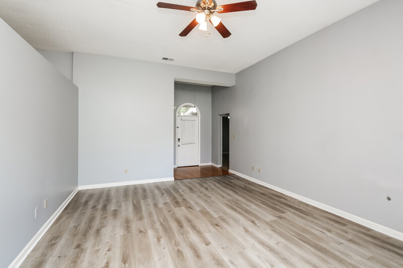 2,400/Mo, 11203 Cashmere Wood Dr Arlington, TN 38002 Living Room View