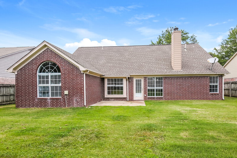 2,400/Mo, 11203 Cashmere Wood Dr Arlington, TN 38002 Rear View