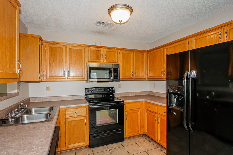 1,735/Mo, 7470 Jennifer Dr Horn Lake, MS 38637 Kitchen View