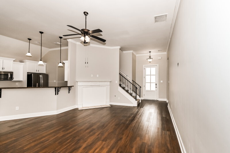 2,375/Mo, 13077 Mingus Ln Olive Branch, MS 38654 Living Room View
