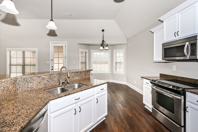 2,375/Mo, 13077 Mingus Ln Olive Branch, MS 38654 Kitchen View