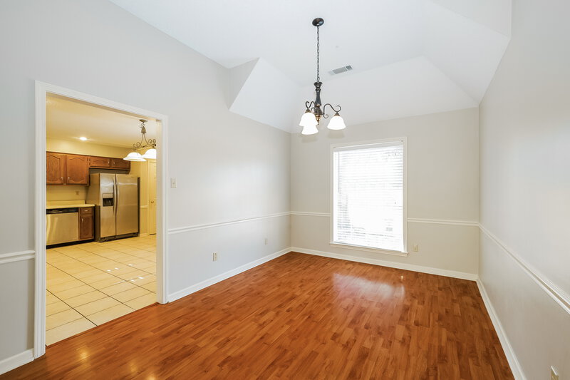 1,755/Mo, 6604 Millgrove Park Dr Bartlett, TN 38135 Dining Room View