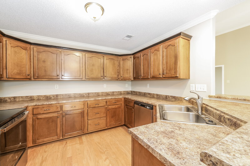 2,195/Mo, 65 Caitlyn Geneva Cv Oakland, TN 38060 Kitchen View