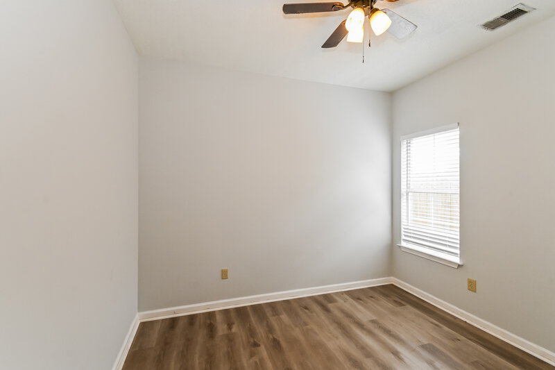 1,970/Mo, 7941 Carmen Cv Memphis, TN 38125 Bedroom View 2