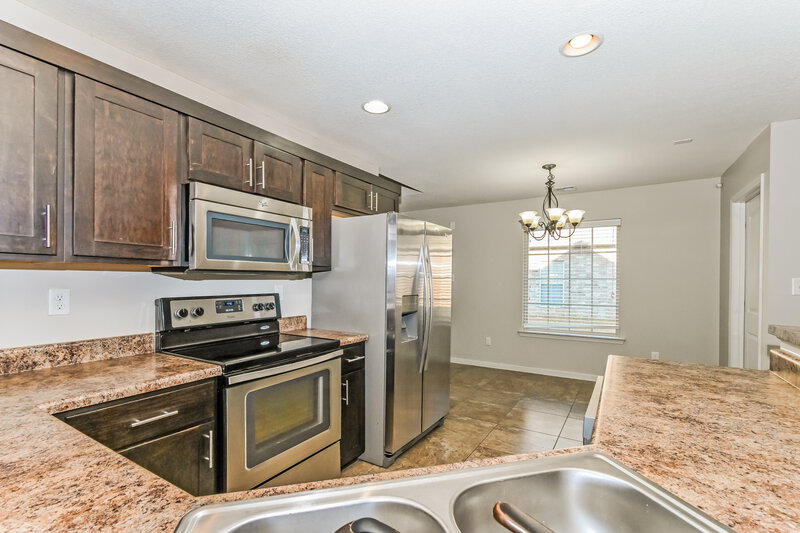 1,870/Mo, 1349 Shetland Dr Southaven, MS 38671 Kitchen View
