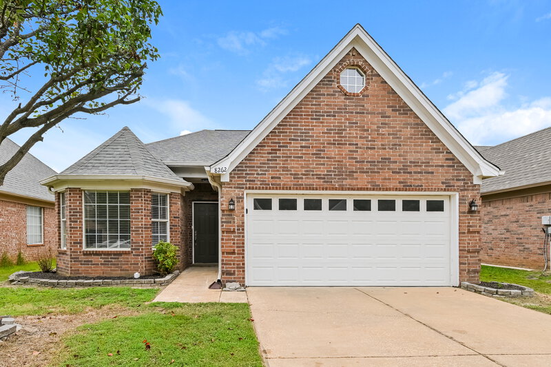 1,960/Mo, 8262 Regal Bend Dr Olive Branch, MS 38654 External View