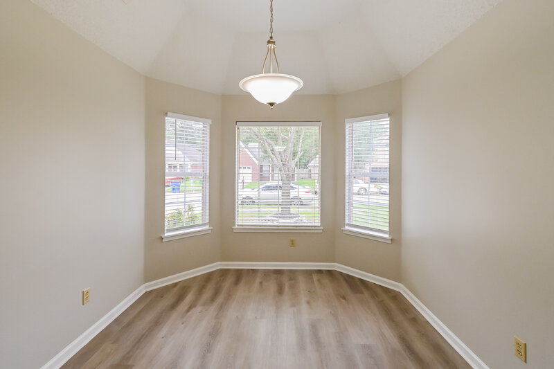 1,960/Mo, 8262 Regal Bend Dr Olive Branch, MS 38654 Dining Room View
