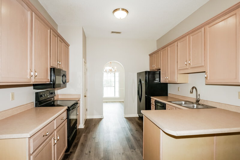 1,925/Mo, 4971 Rabbit Chase Ln Arlington, TN 38002 Kitchen View