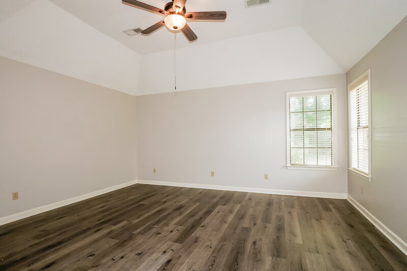1,925/Mo, 4971 Rabbit Chase Ln Arlington, TN 38002 Main Bedroom View 2