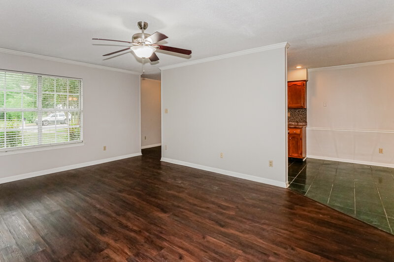 1,785/Mo, 7772 Stacey Dr Southaven, MS 38671 Living Room View 2