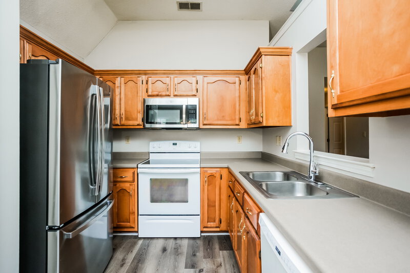 2,580/Mo, 8459 Cross Point Dr Olive Branch, MS 38654 Kitchen View