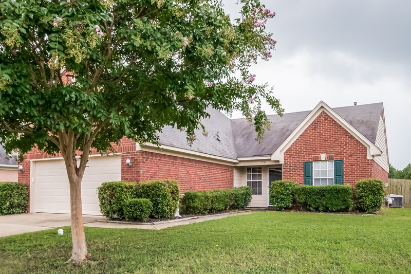 1,725/Mo, 1701 Sarah Ann Dr W Southaven, MS 38671 Front View