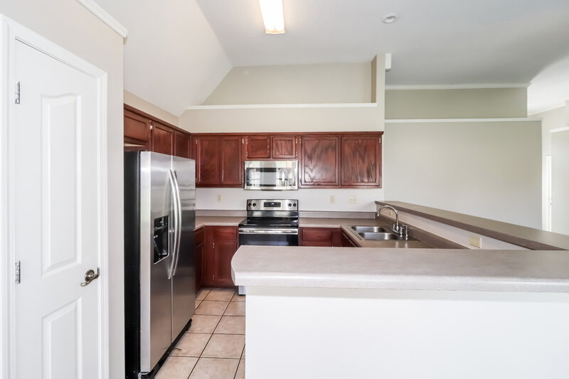 1,800/Mo, 6254 Ravenwood Park N Horn Lake, MS 38637 Kitchen View