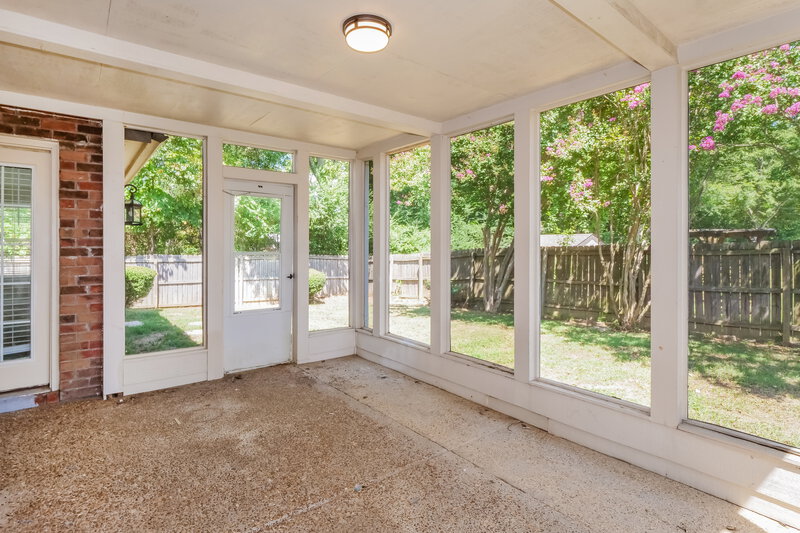 1,555/Mo, 320 Terry Rd Somerville, TN 38068 Sun Room View