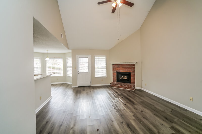 2,410/Mo, 7107 Puddin Ln Cordova, TN 38018 Living Room View