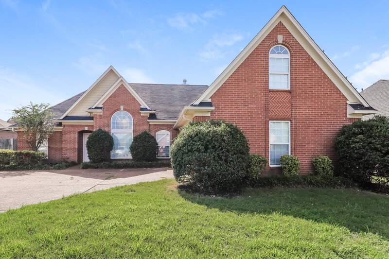 3,270/Mo, 5061 Thornebrook Cv Arlington, TN 38002 External View