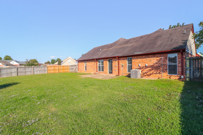1,710/Mo, 6685 Edmonton St Horn Lake, MS 38637 Rear View 2
