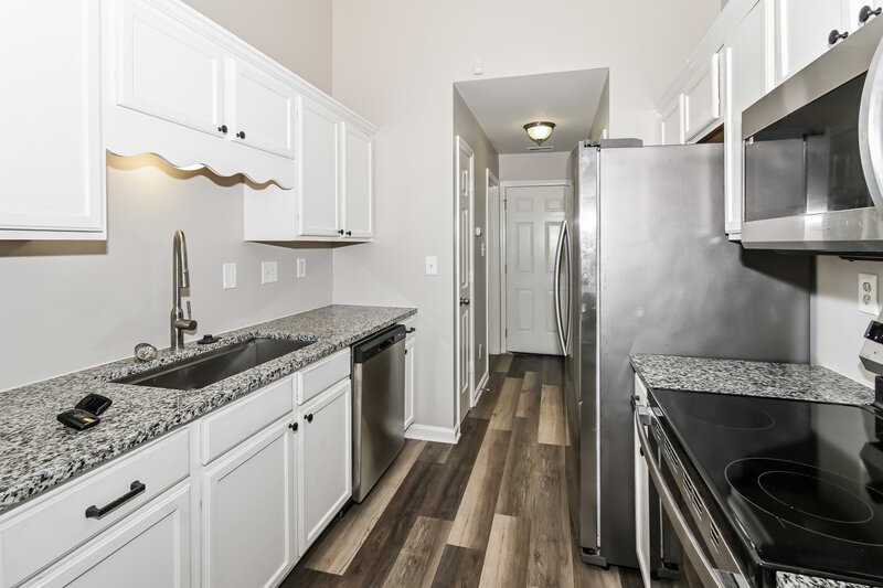 1,850/Mo, 10594 Wyckford Dr Olive Branch, MS 38654 Kitchen View