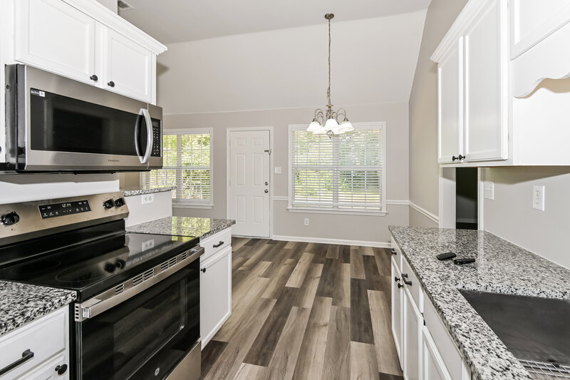 1,850/Mo, 10594 Wyckford Dr Olive Branch, MS 38654 Kitchen View 3