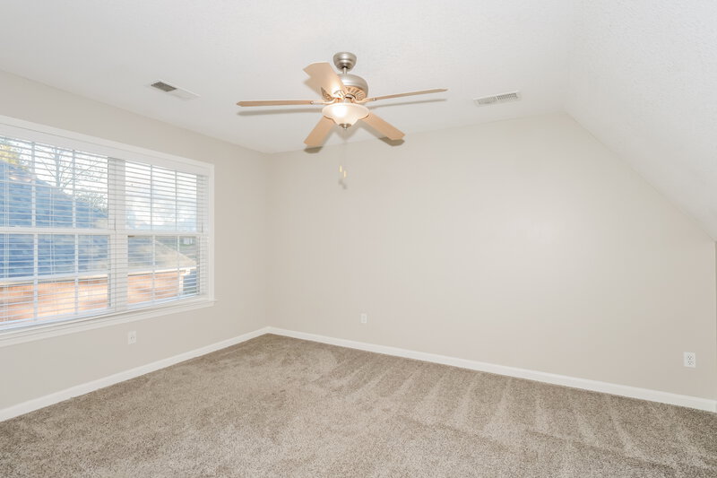 2,105/Mo, 5245 Charlotte Oak Cv Arlington, TN 38002 Bedroom View 3