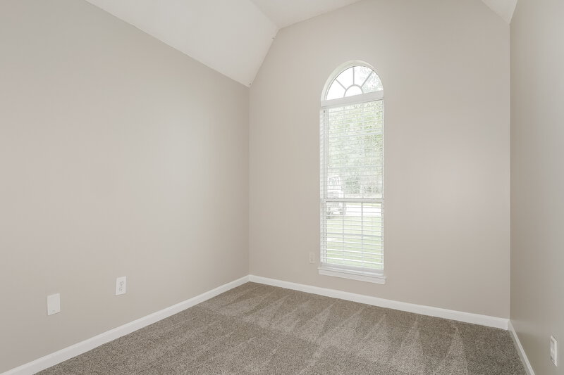 1,800/Mo, 25 Oakland Woods Cv Oakland, TN 38060 Bedroom View 4