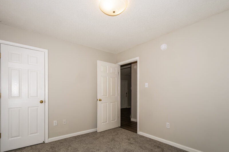 2,310/Mo, 5378 Russell Dr Southaven, MS 38671 Bedroom View 4