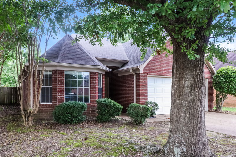 1,850/Mo, 5892 Alexandria Ln Southaven, MS 38671 Front View